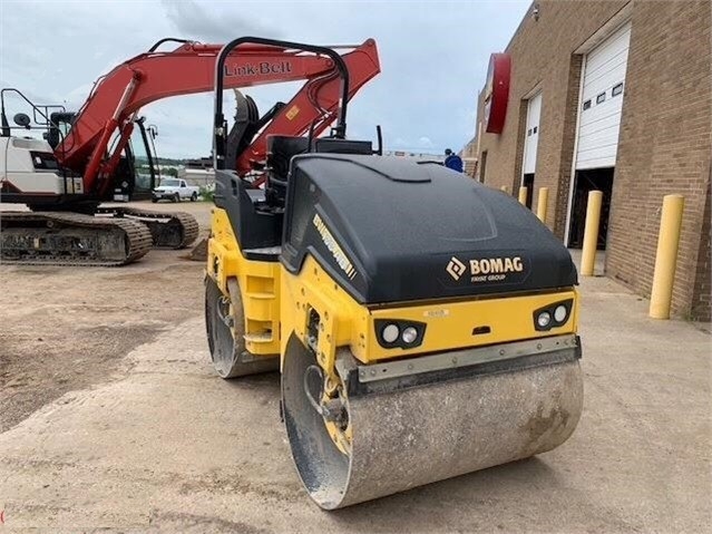 Compactadora Vibratoria Bomag BW138AD en venta Ref.: 1571757084636383 No. 2