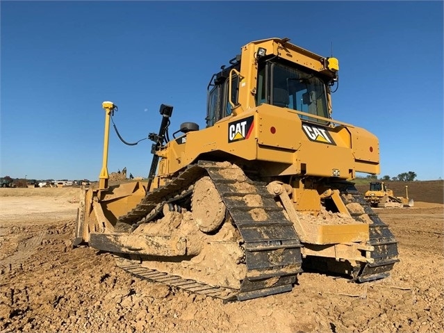 Tractores Sobre Orugas Caterpillar D6T usada a la venta Ref.: 1576698396374277 No. 4