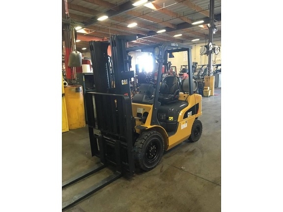 Freightelevator Caterpillar P5000