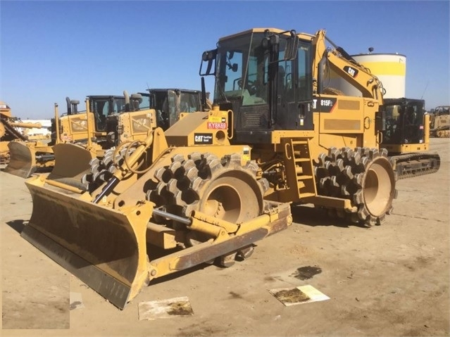 Compactadoras Suelos Y Rellenos Caterpillar 815F