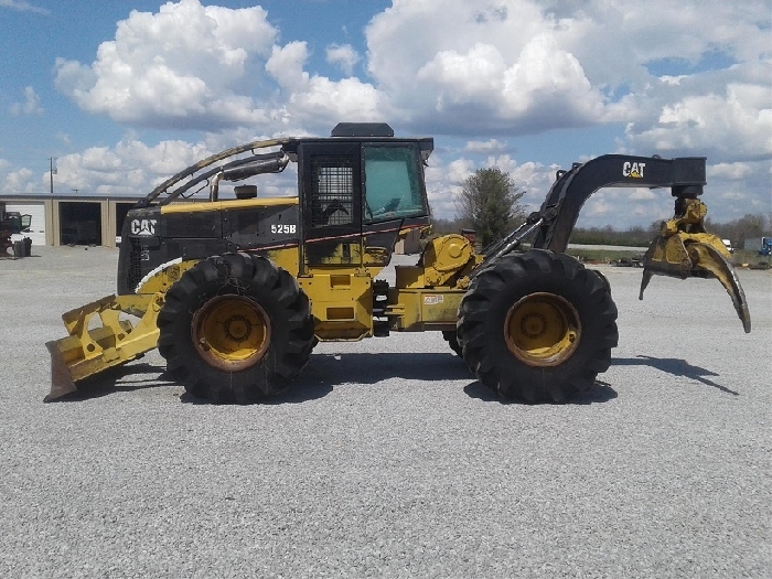 Forestales Maquinas Caterpillar 525B