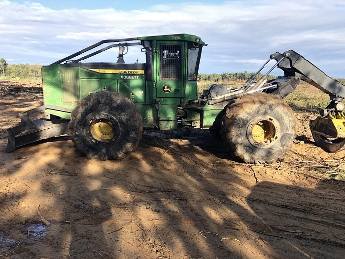 Forestales Maquinas Deere 748L