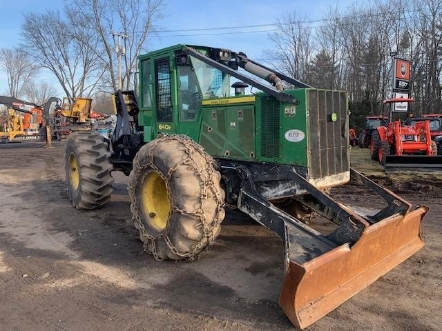 Forestales Maquinas Deere 640H seminueva en venta Ref.: 1587144231643210 No. 2