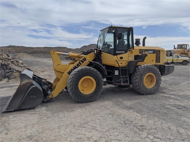 Wheel Loaders Komatsu WA320