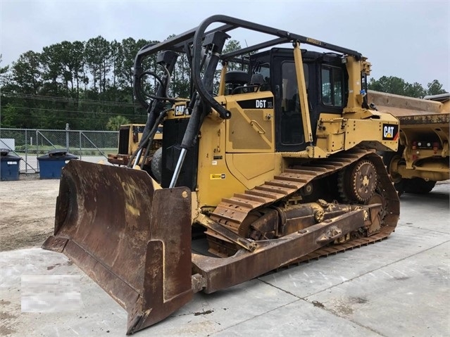 Dozers/tracks Caterpillar D6T