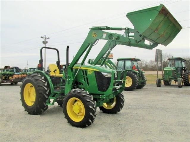 Agriculture Machines Deere 5085E