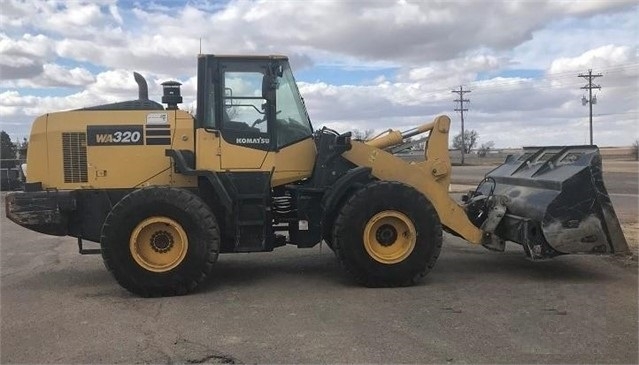 Wheel Loaders Komatsu WA320