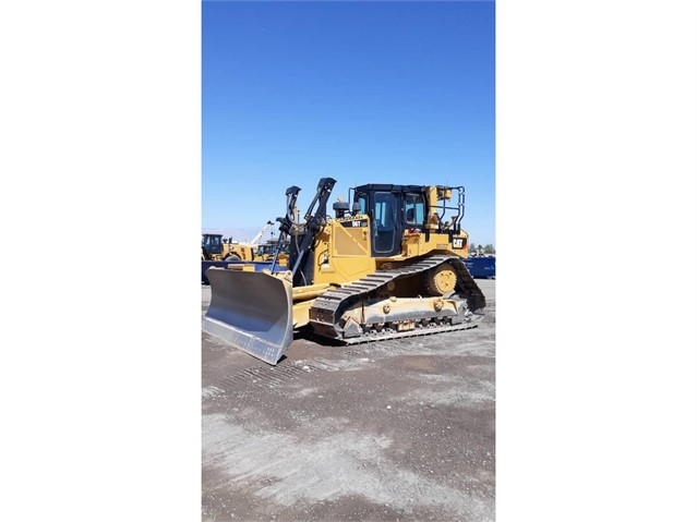 Dozers/tracks Caterpillar D6T