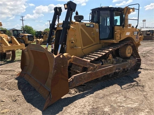 Dozers/tracks Caterpillar D8T