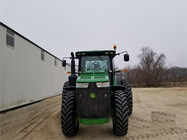 Agricultura Maquinas Deere 8235R seminueva en perfecto estado Ref.: 1595613415724029 No. 2