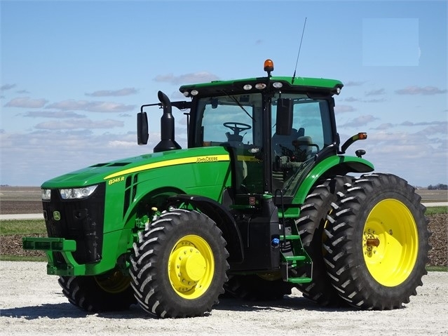 Agriculture Machines Deere 8245R