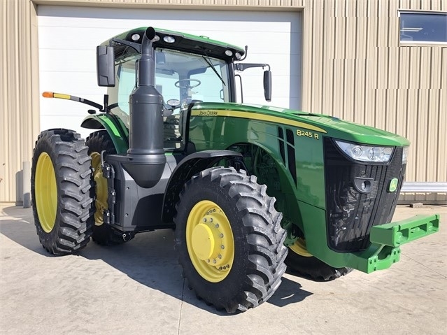 Agriculture Machines Deere 8245R