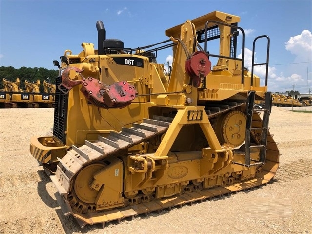 Tractores Sobre Orugas Caterpillar D6T