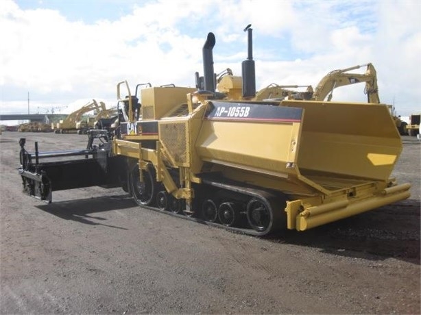 Pavers Caterpillar AP-1055B