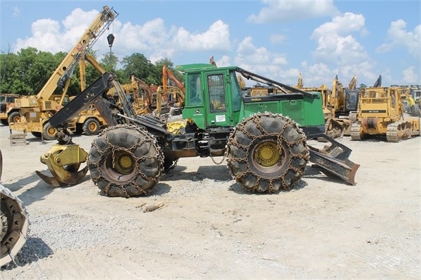 Forest Machines Deere 748G