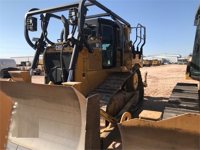 Dozers/tracks Caterpillar D6T