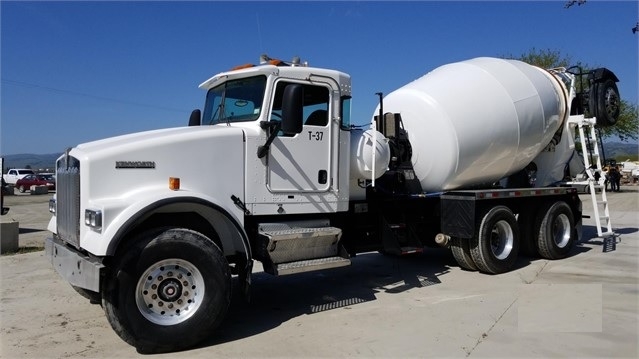 Mixers Concrete Kenworth W900