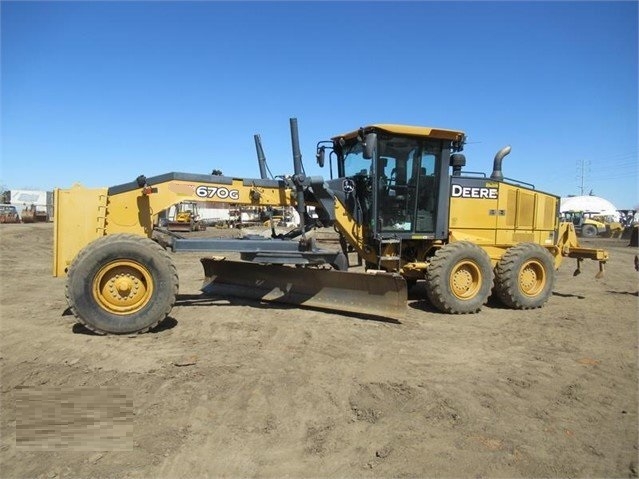 Motor Graders Deere 670G