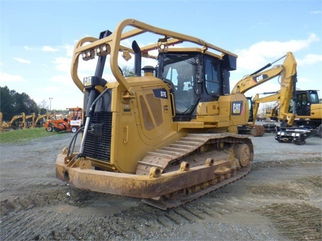 Dozers/tracks Caterpillar D7E