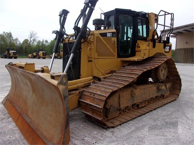 Tractores Sobre Orugas Caterpillar D6T