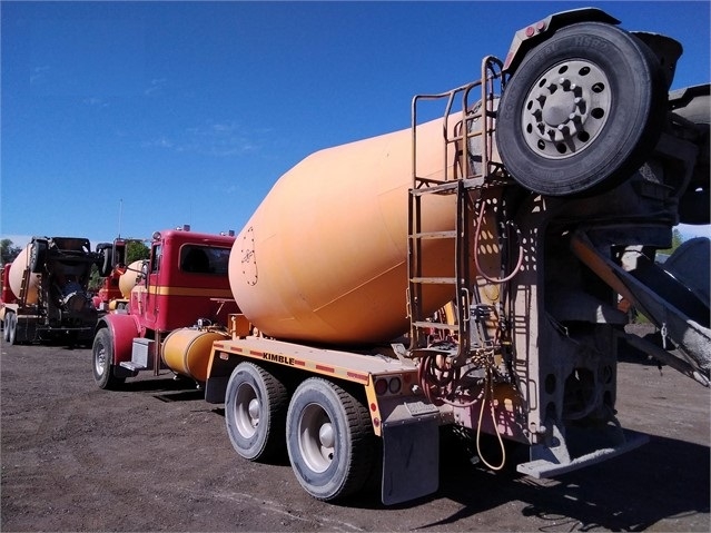 Mezcladoras De Concreto Peterbilt 357 en buenas condiciones Ref.: 1624039951080284 No. 4