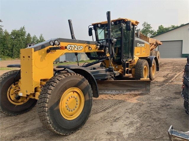 Motoconformadoras Deere 672G