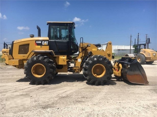 Wheel Loaders Caterpillar 938