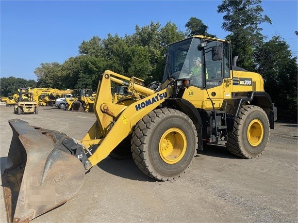 Wheel Loaders Komatsu WA200