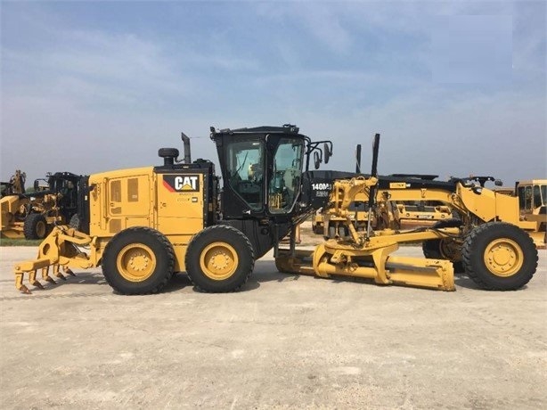 Motoconformadoras Caterpillar 140M