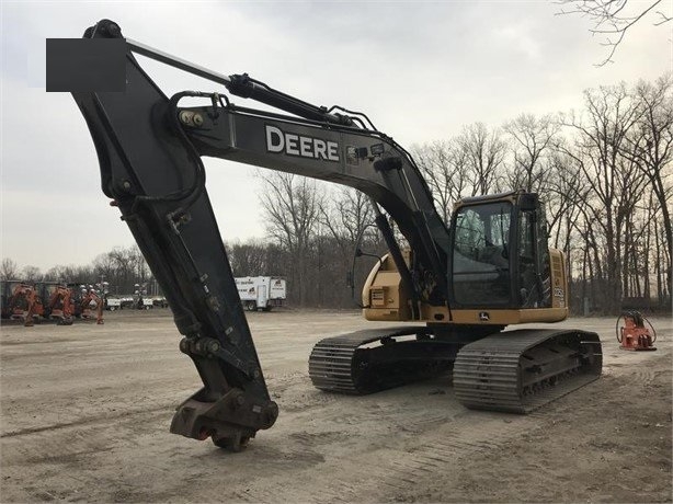 Hydraulic Excavator Deere 225D