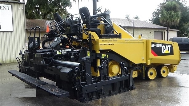Pavimentadoras Caterpillar AP-1000F de segunda mano en venta Ref.: 1647544978635268 No. 3