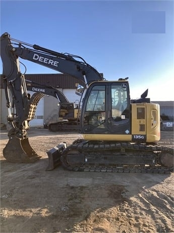 Hydraulic Excavator Deere 135G