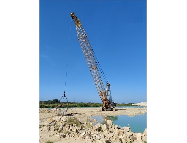 Cranes Liebherr HS895HD