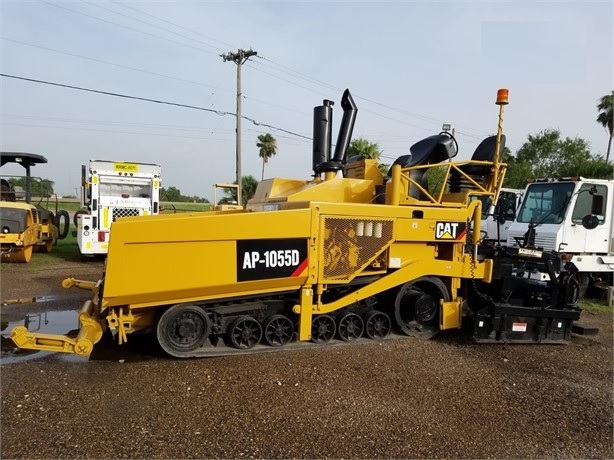 Pavers Caterpillar AP-1055D