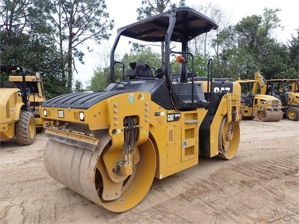 Vibratory Compactors Caterpillar CB44B