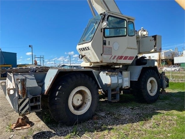 Gruas Terex RT230