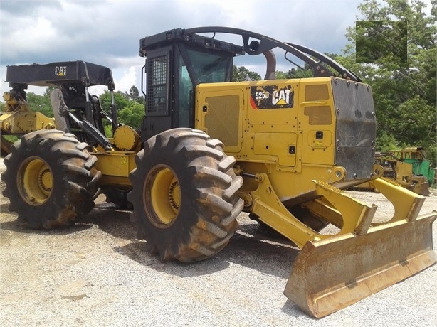 Forest Machines Caterpillar 525D