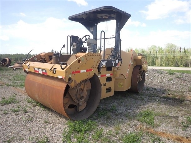 Vibratory Compactors Caterpillar CB64