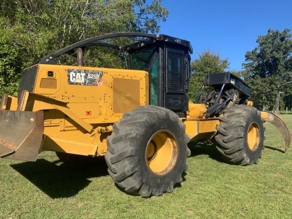 Forest Machines Caterpillar 525D