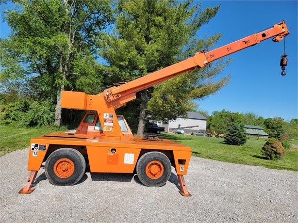 Cranes Broderson IC80