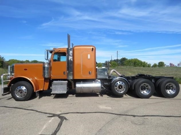 Off Road Truck Peterbilt 389