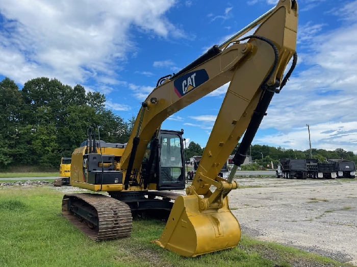 Hydraulic Excavator Caterpillar 320EL