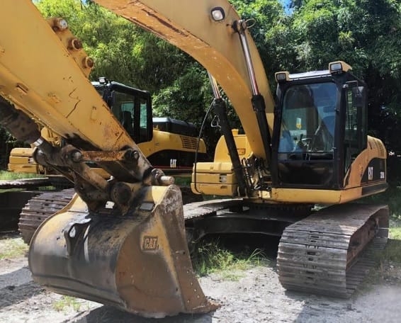 Hydraulic Excavator Caterpillar 320DL