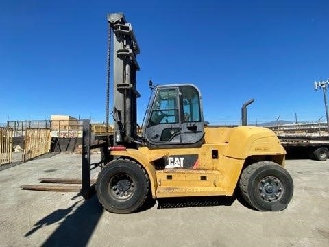 Freightelevator Caterpillar P33000