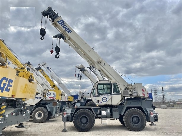 Cranes Terex RT230