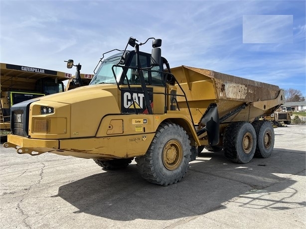 Off Road Truck Caterpillar 730