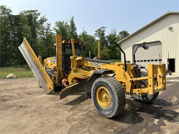 Motoconformadoras Deere 770CH usada a buen precio Ref.: 1692211360084092 No. 2