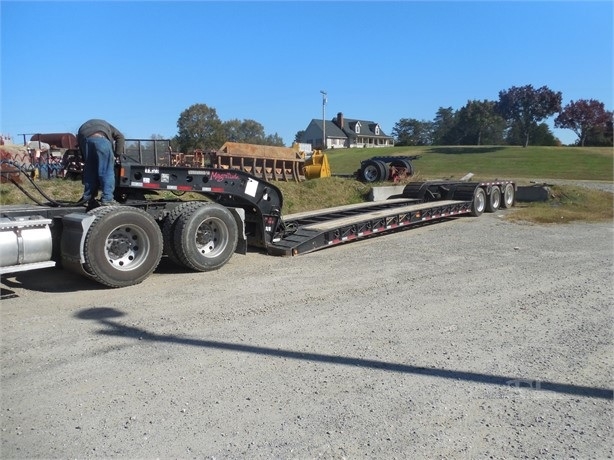 Lowboys FONTAINE 55 TON