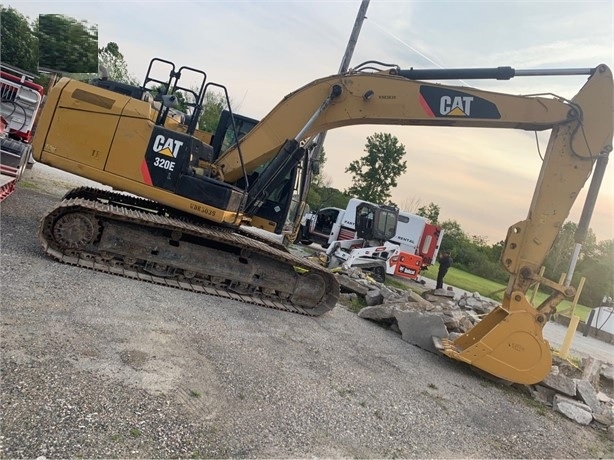Excavadoras Hidraulicas Caterpillar 320EL