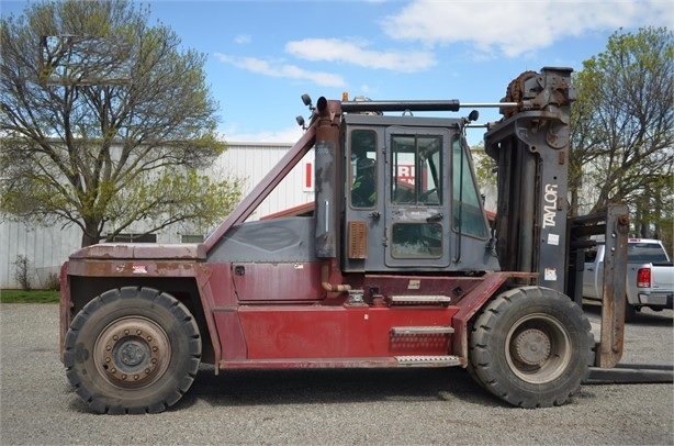 Montacargas Taylor TXH400L